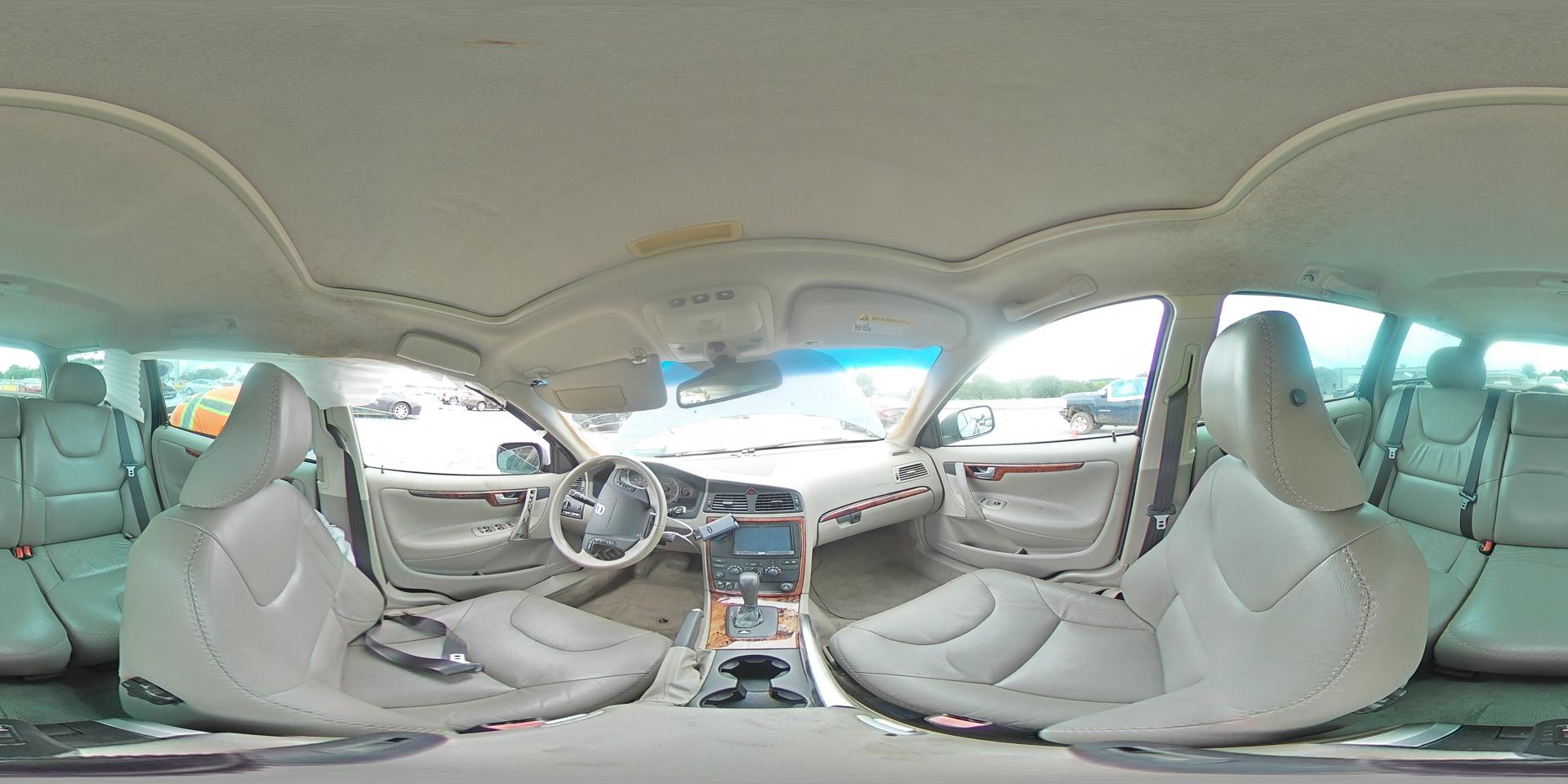 2006 VOLVO XC70