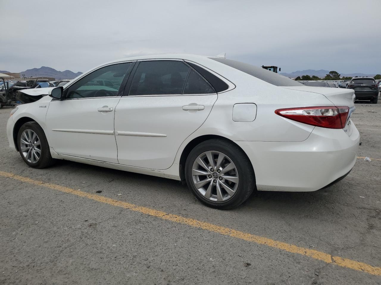 2015 TOYOTA CAMRY