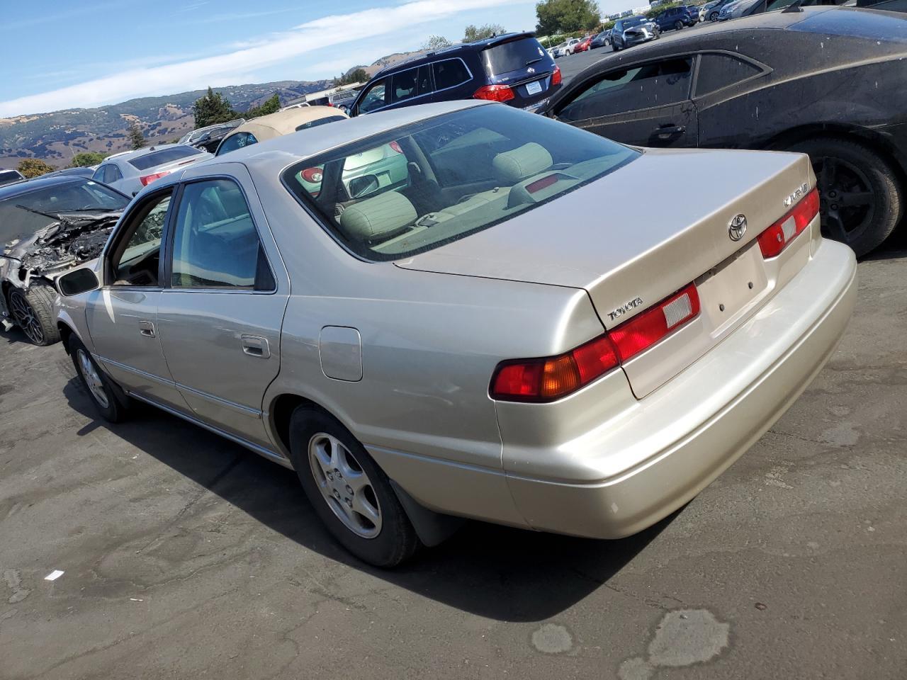 1997 TOYOTA CAMRY