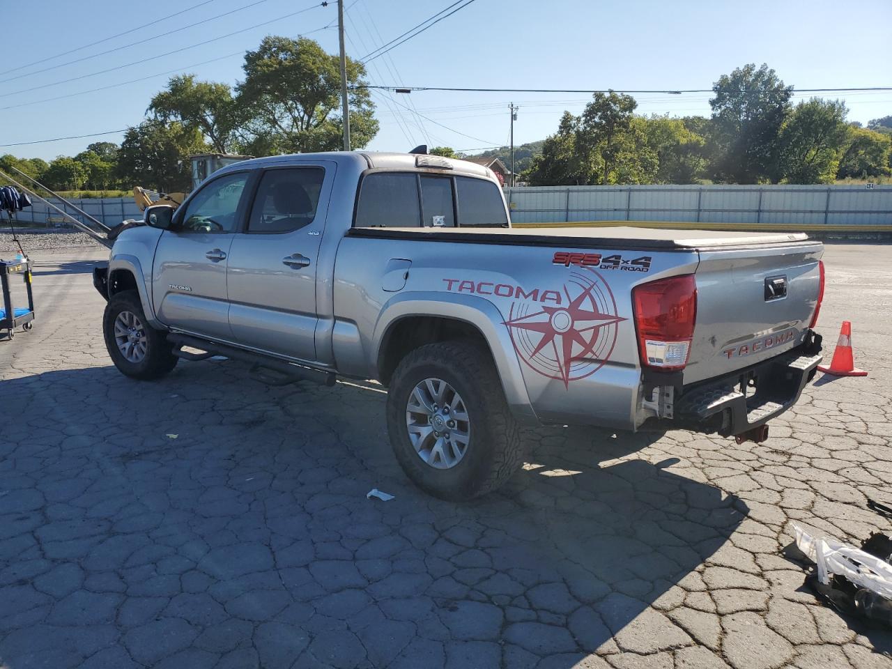 2016 TOYOTA TACOMA