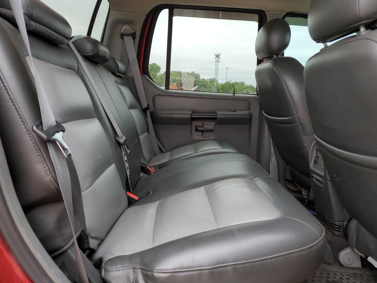 2004 FORD Explorer Sport Trac