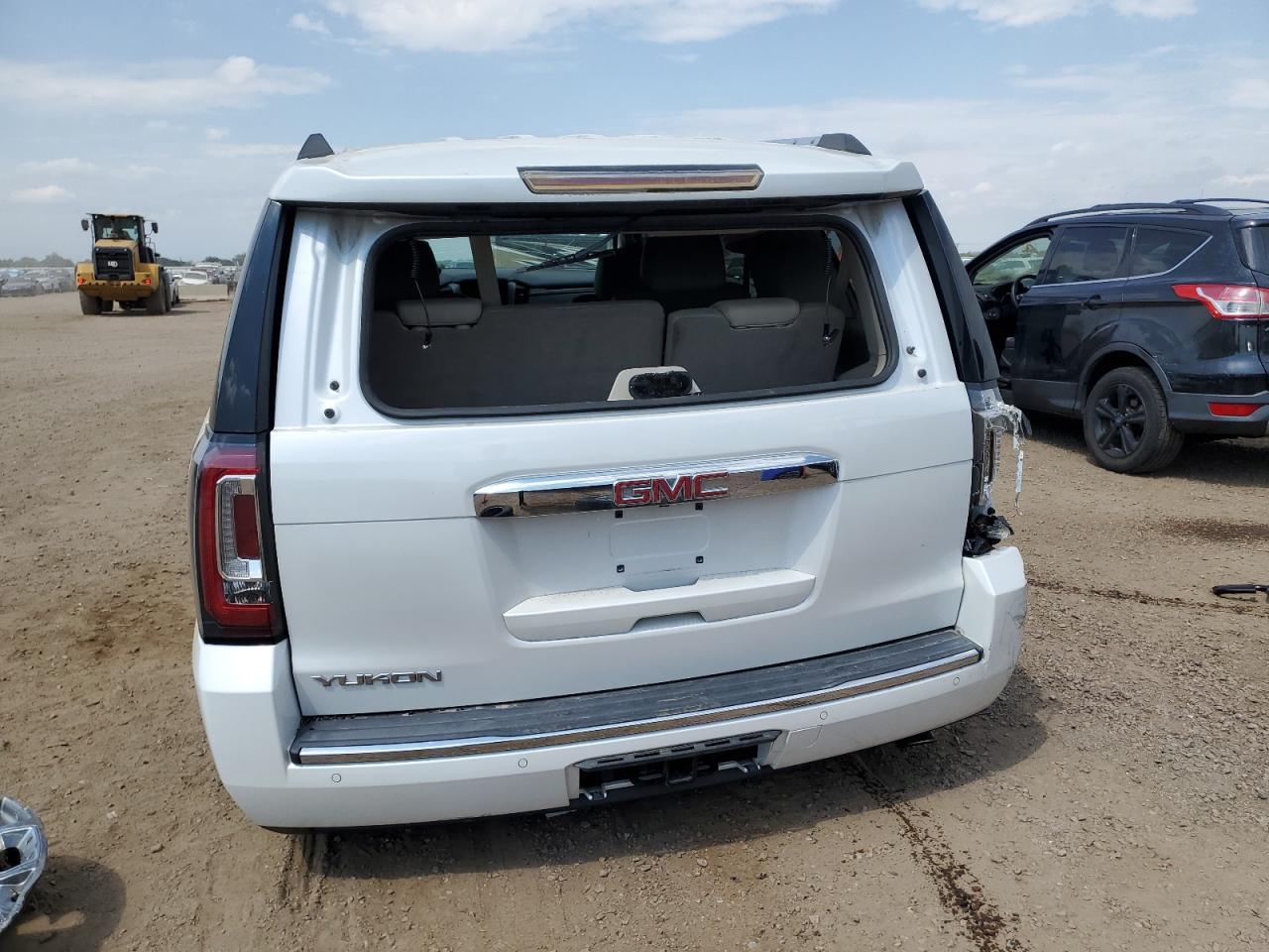2016 GMC Yukon