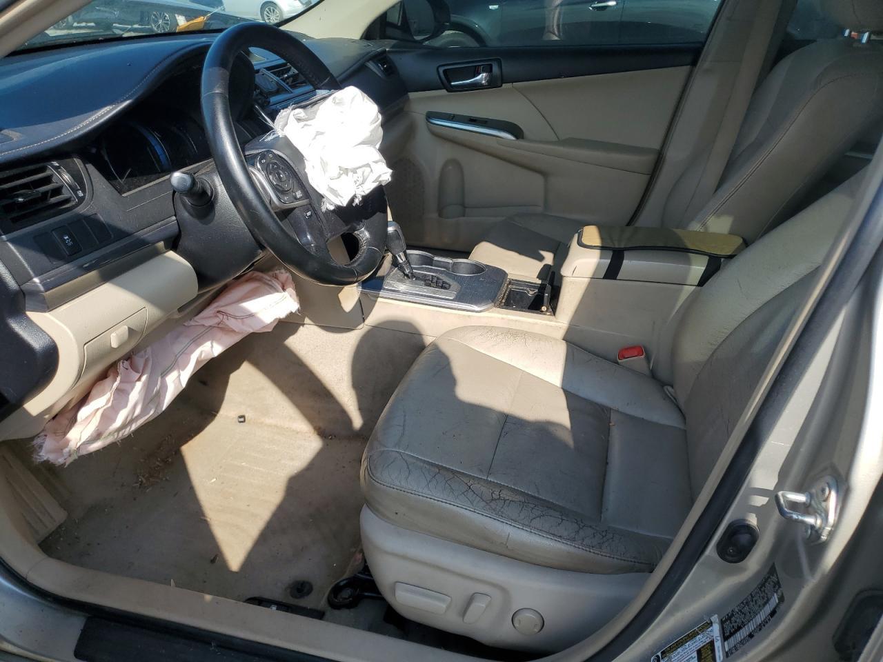 2014 TOYOTA CAMRY