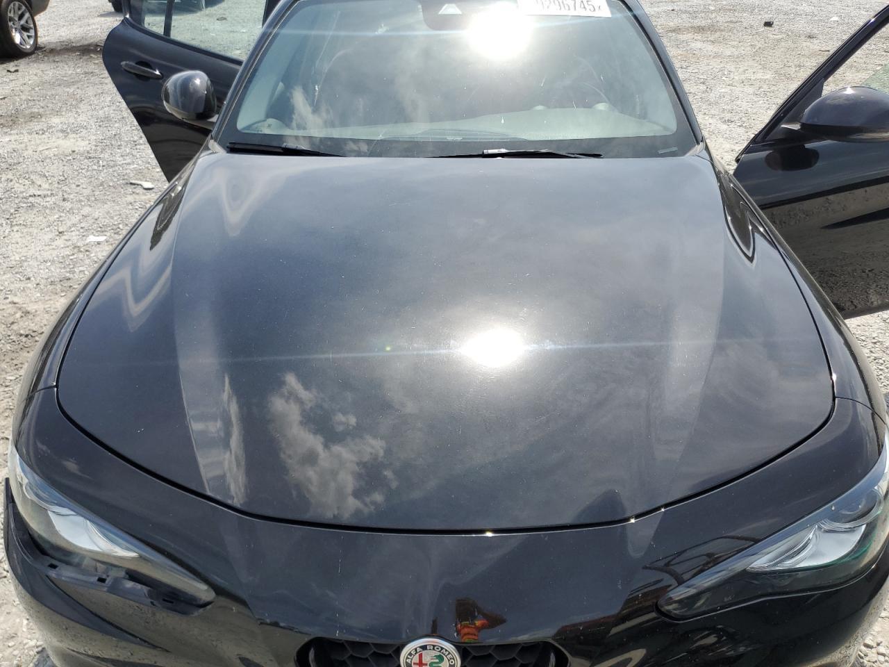 2021 ALFA ROMEO Giulia