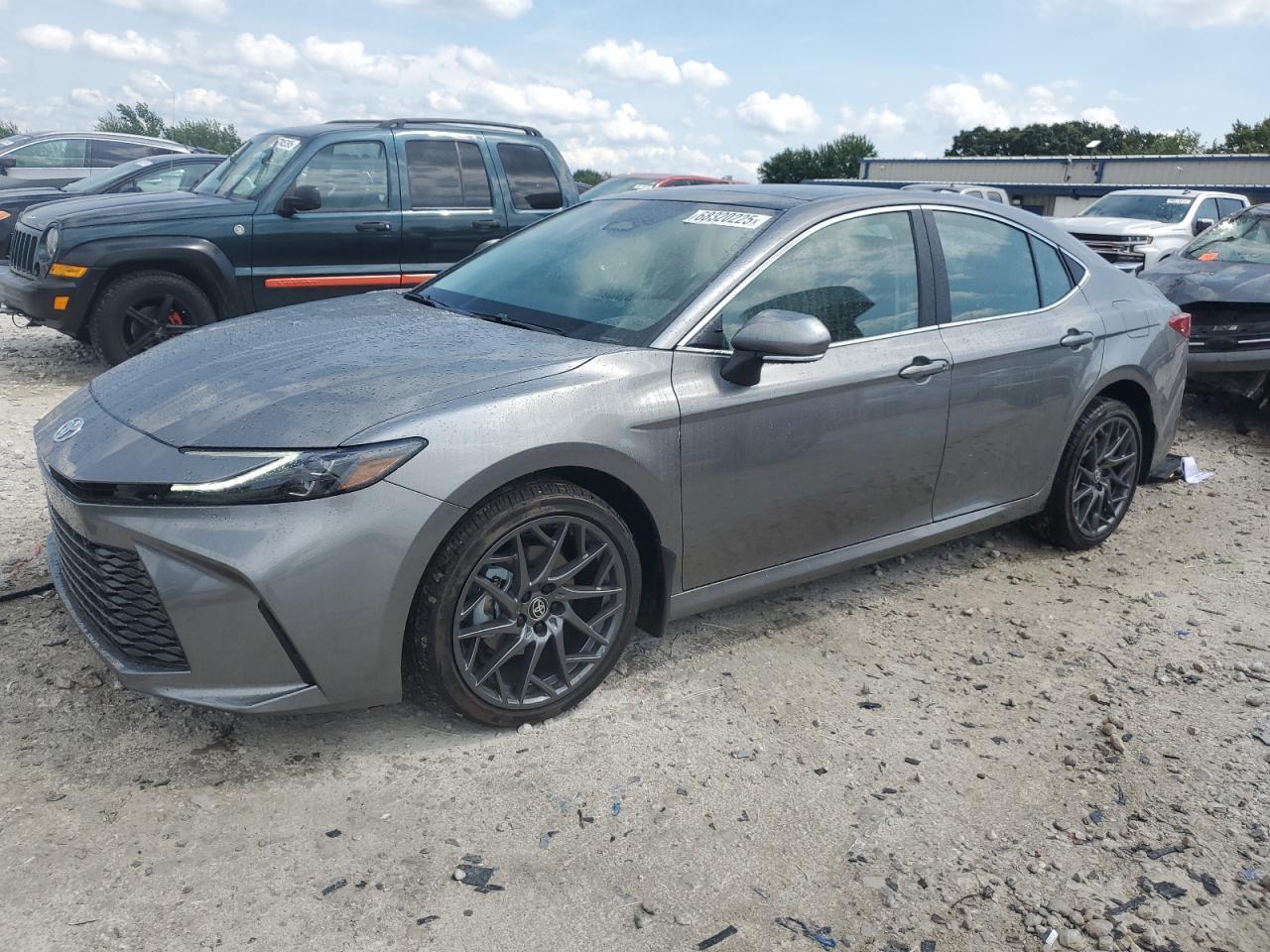 2025 TOYOTA CAMRY