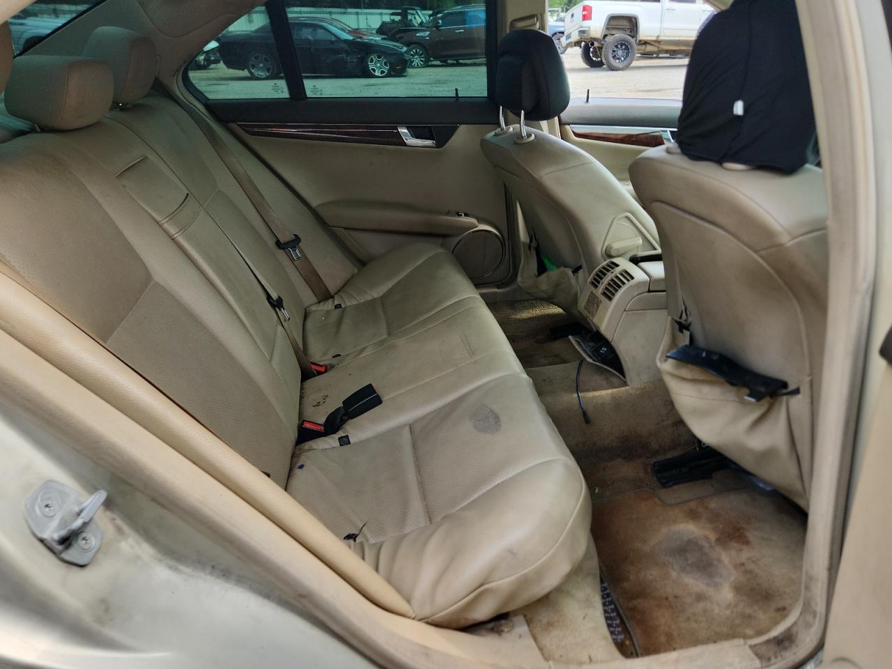 2011 MERCEDES-BENZ C-CLASS