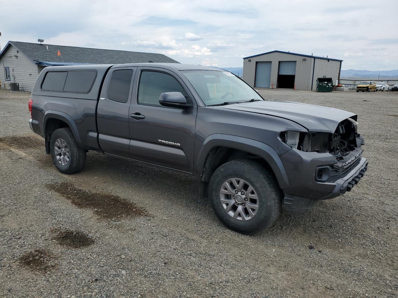 2016 TOYOTA TACOMA