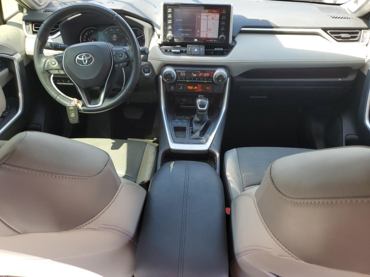 2019 TOYOTA RAV4
