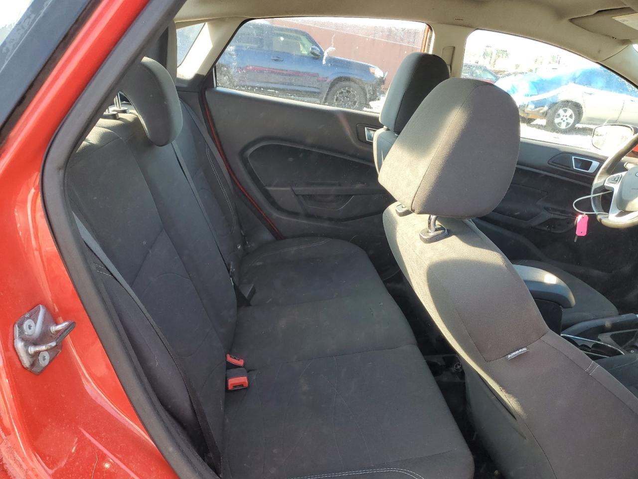 2015 FORD Fiesta