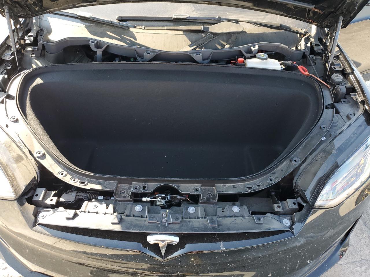 2024 TESLA MODEL X