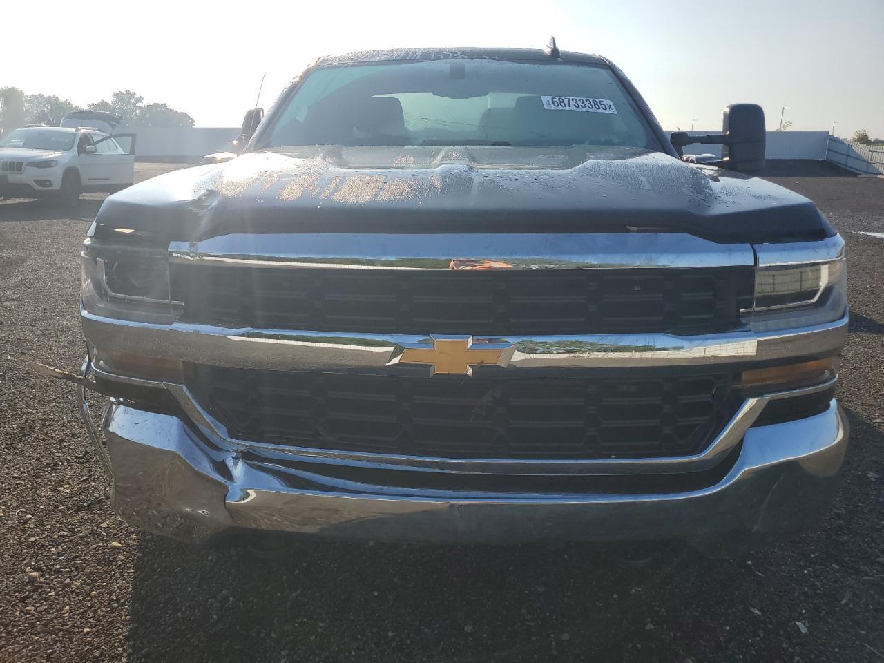 2018 CHEVROLET Silverado