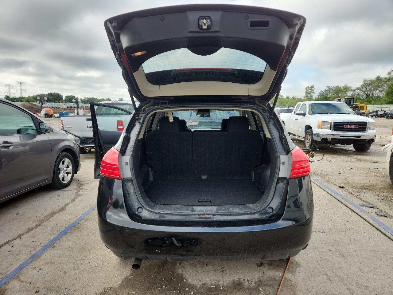 2012 NISSAN ROGUE