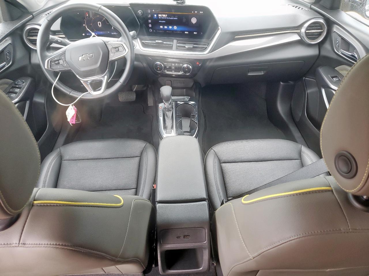 2025 CHEVROLET TRAX