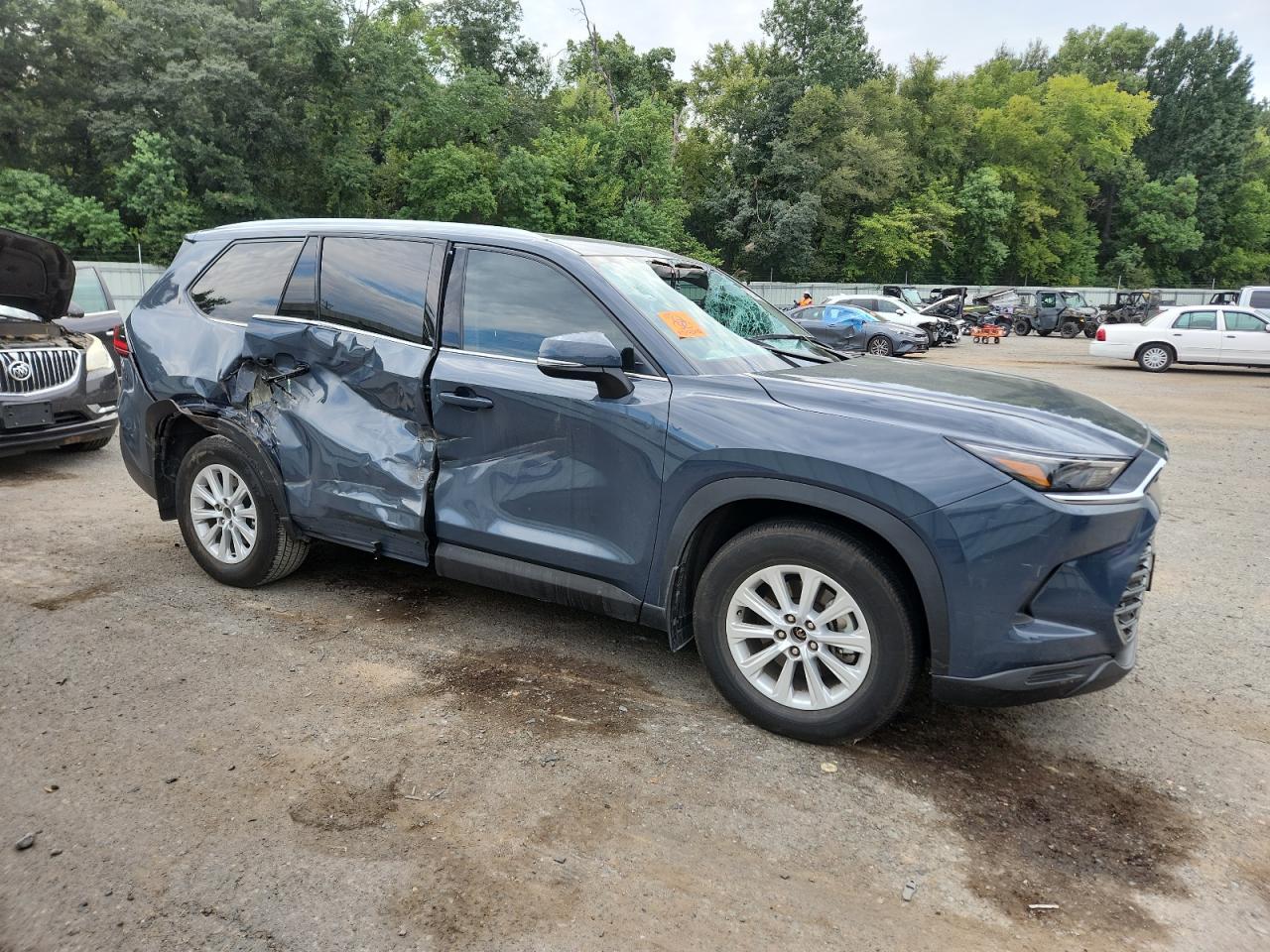 2024 TOYOTA HIGHLANDER