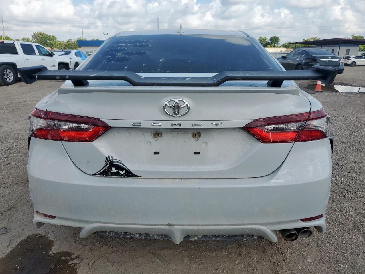 2022 TOYOTA CAMRY