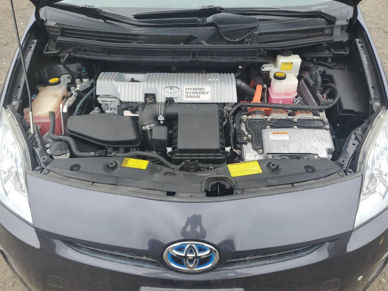 2011 TOYOTA PRIUS