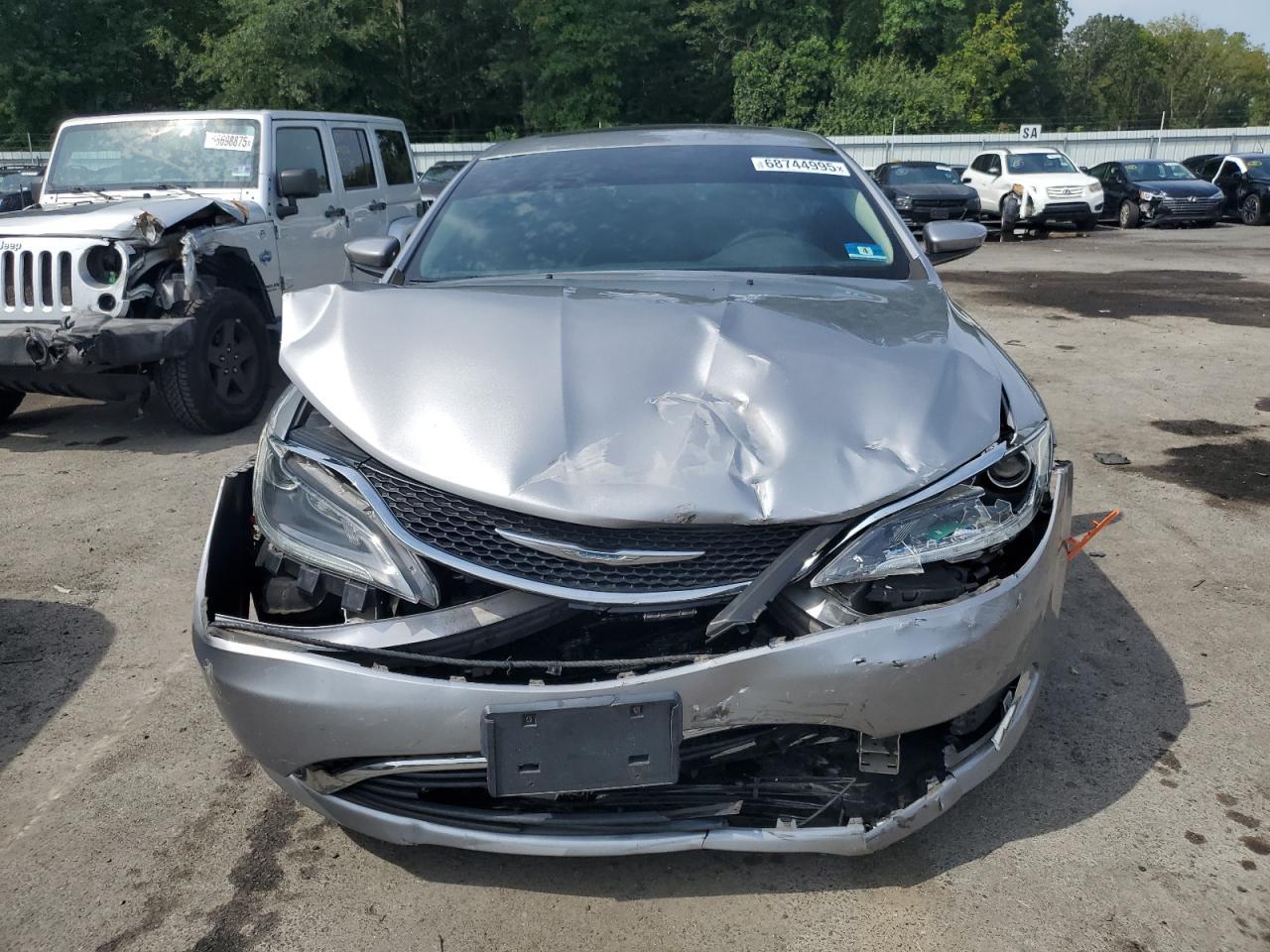 2016 CHRYSLER 200