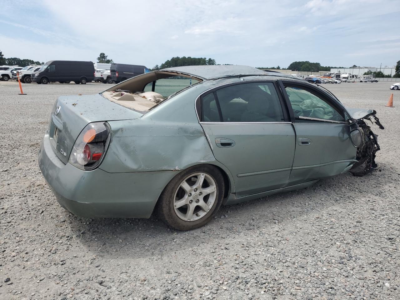 2002 NISSAN ALTIMA