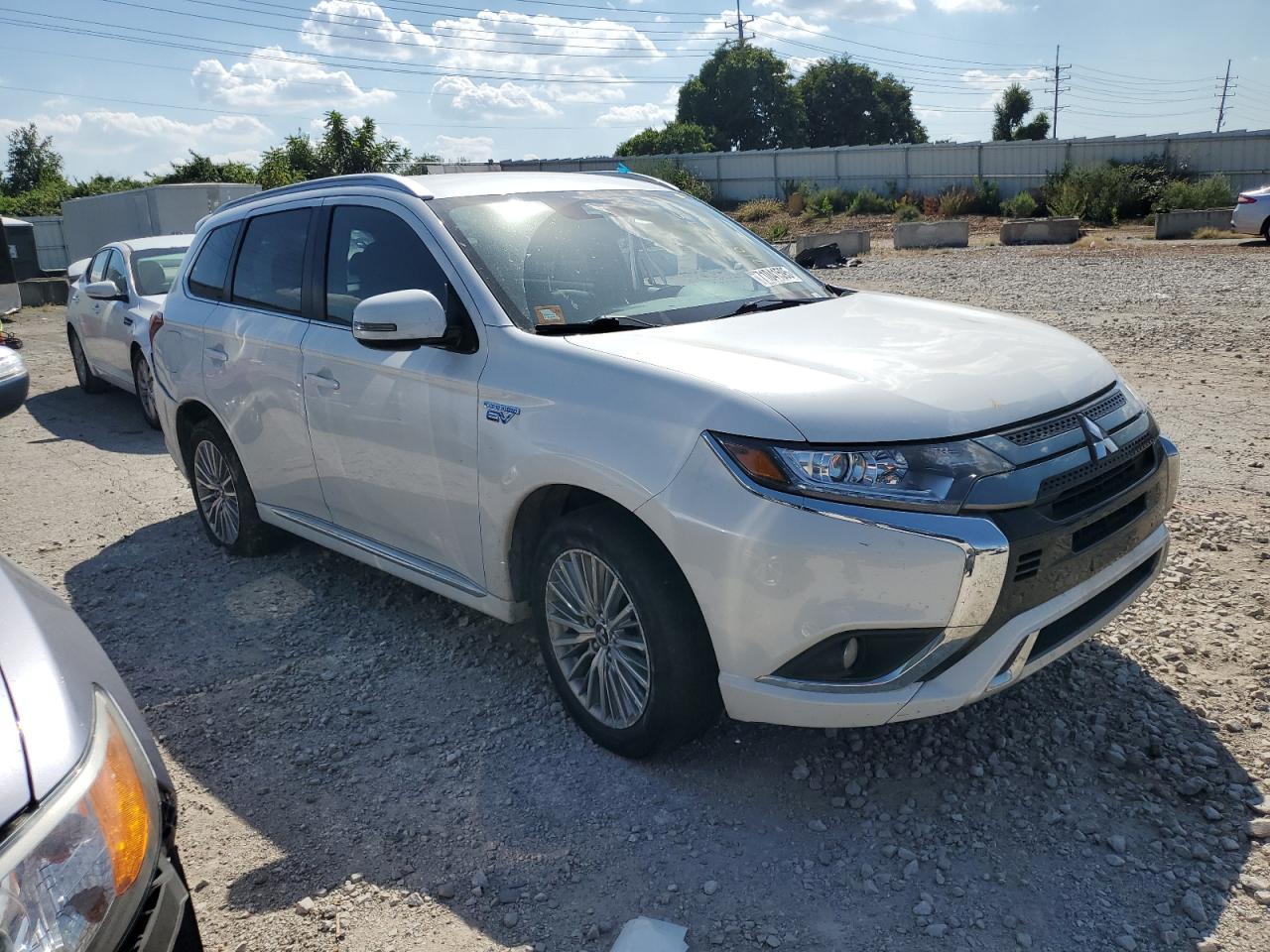 2022 MITSUBISHI outlander