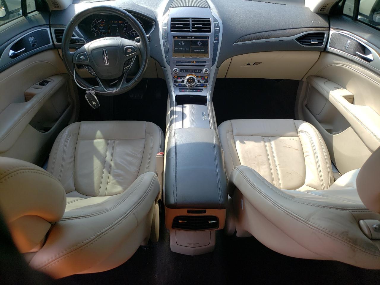 2017 LINCOLN MKZ