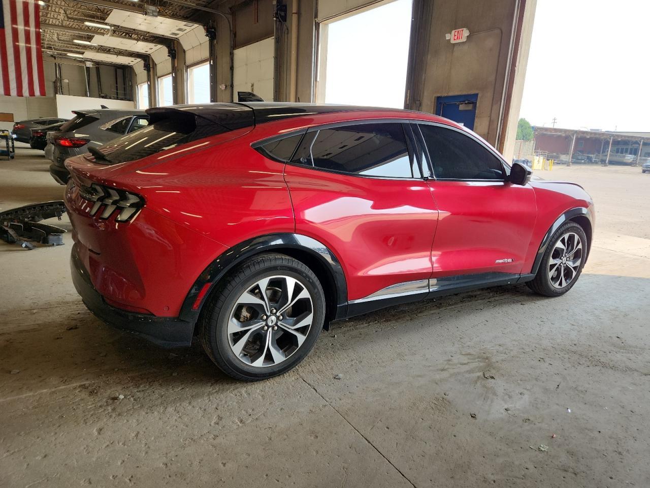 2021 FORD Mustang Mach-E