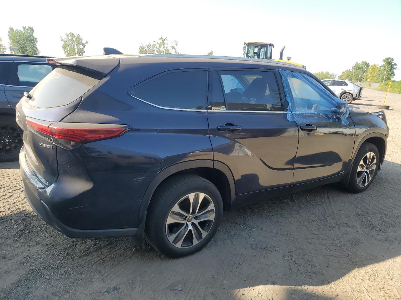 2022 TOYOTA HIGHLANDER