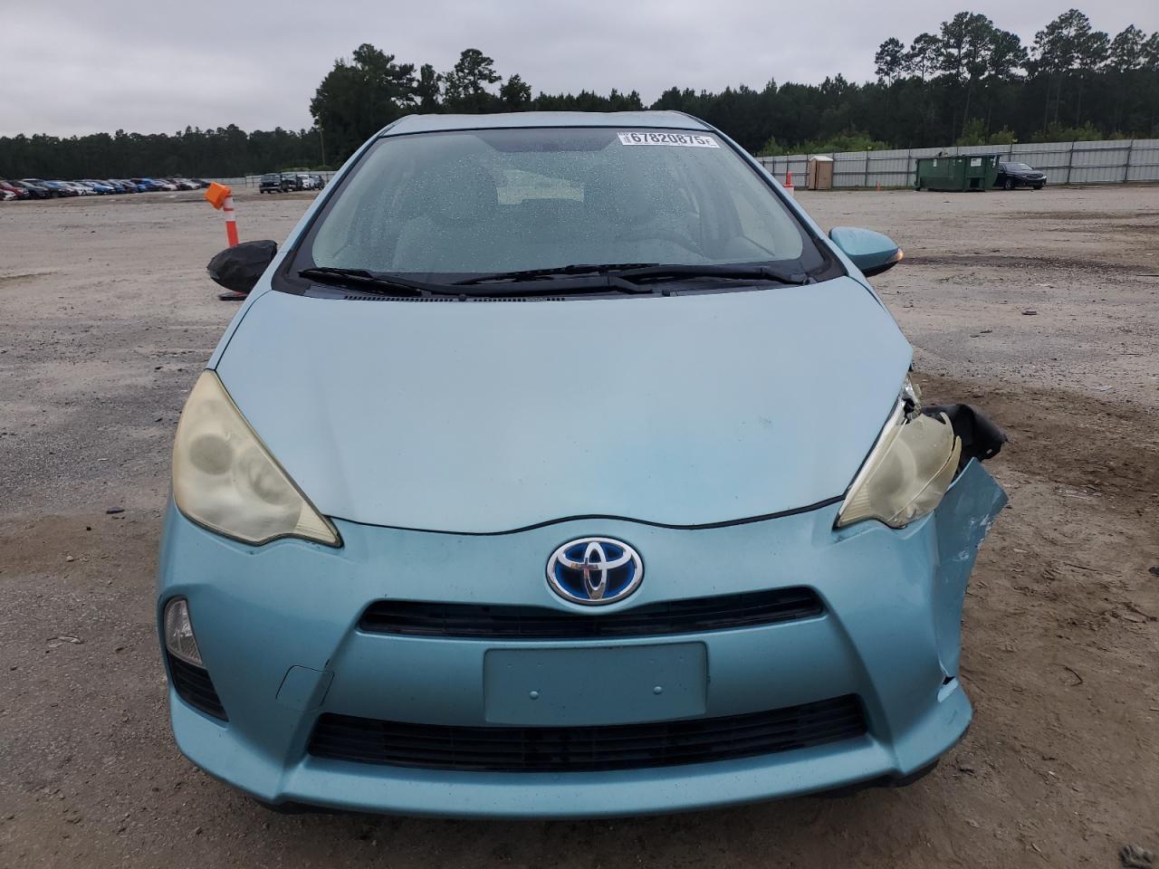 2013 TOYOTA Prius c