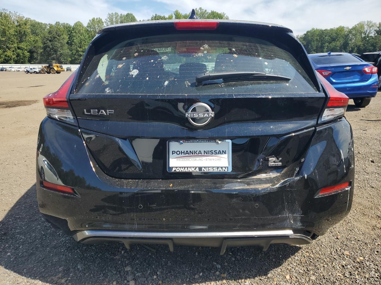 2025 NISSAN LEAF