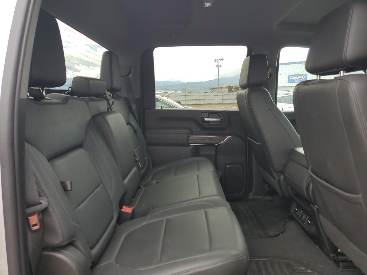 2023 CHEVROLET Silverado