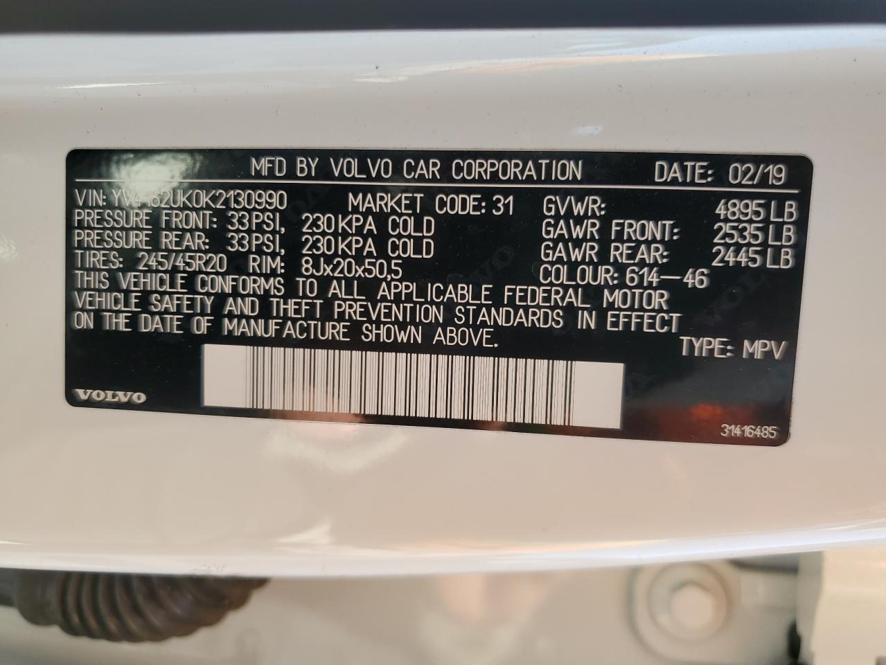 2019 VOLVO XC40