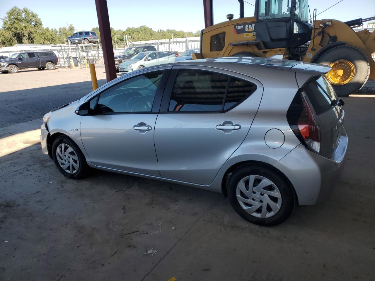2015 TOYOTA Prius c