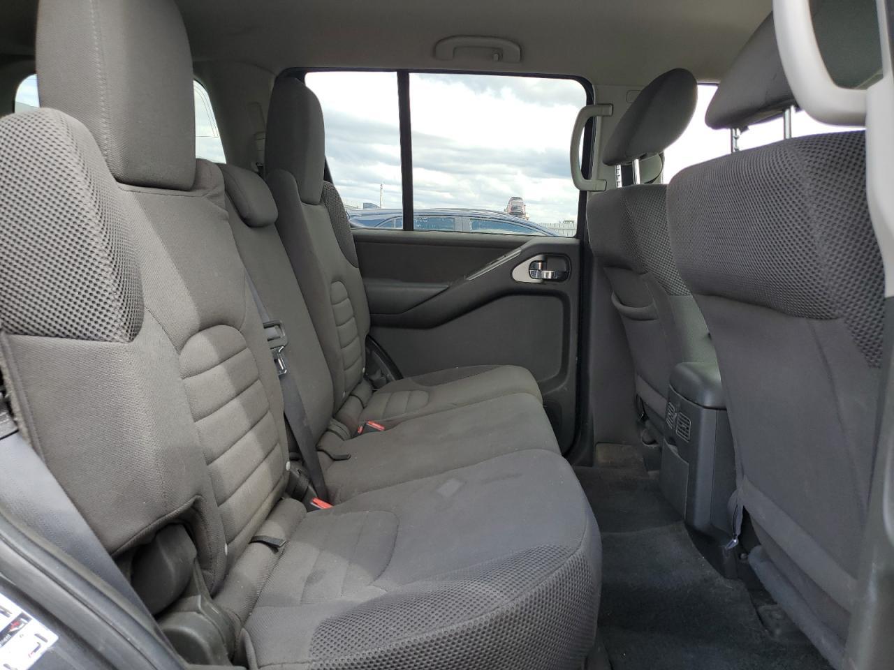 2012 NISSAN PATHFINDER