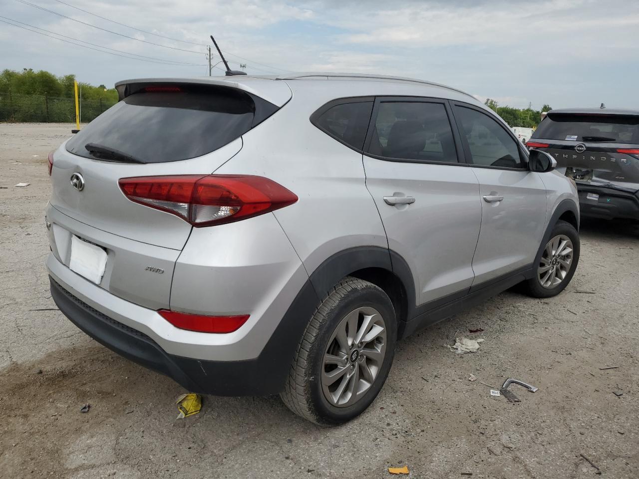 2016 HYUNDAI TUCSON
