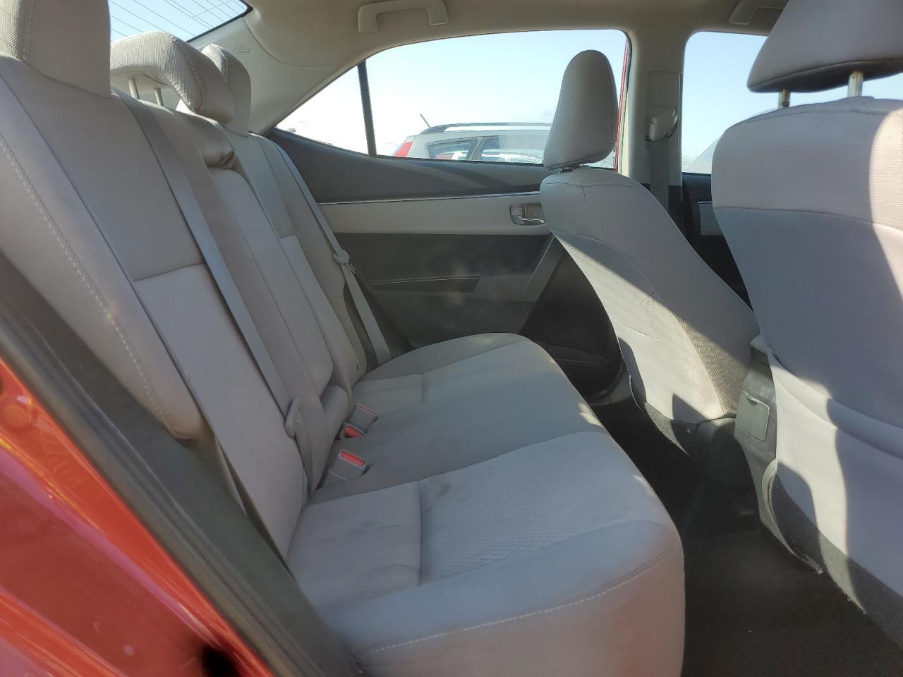 2015 TOYOTA COROLLA