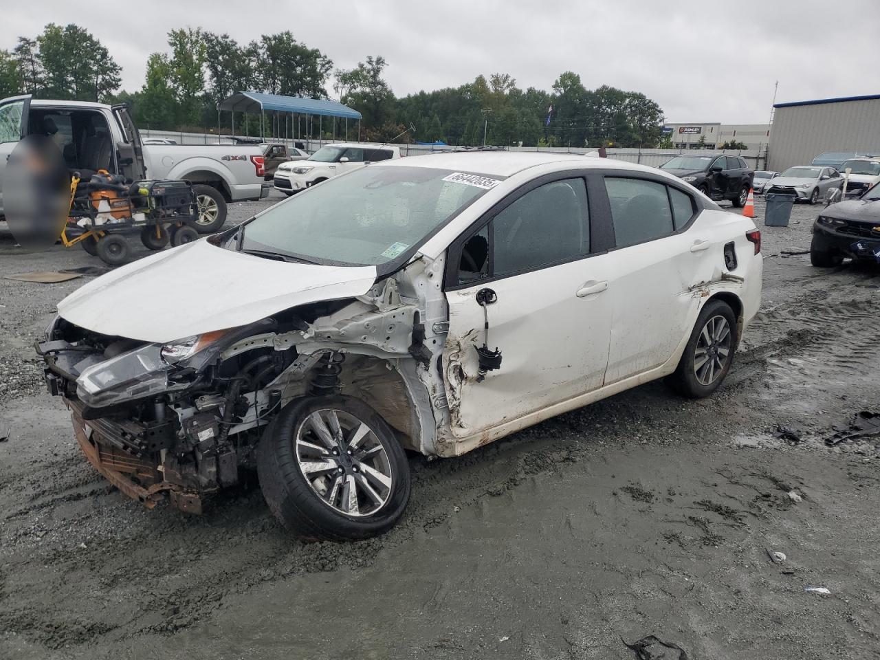 2022 NISSAN VERSA