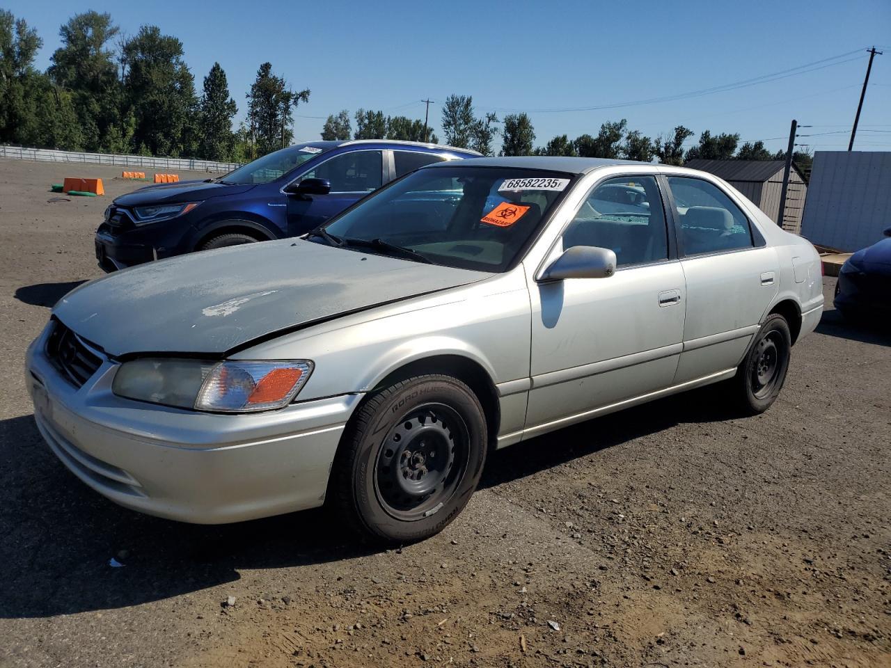 2000 TOYOTA CAMRY