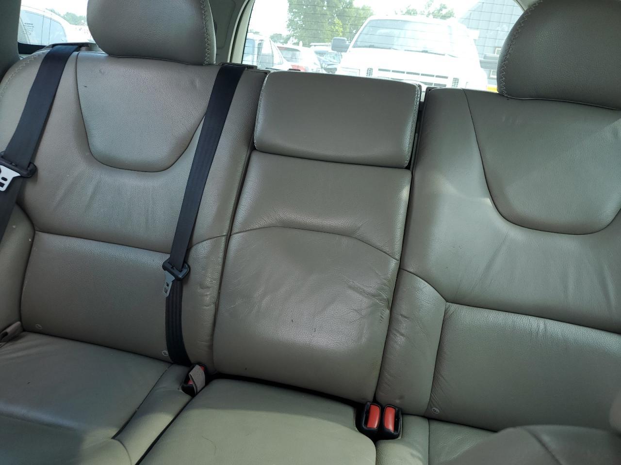 2006 VOLVO XC70