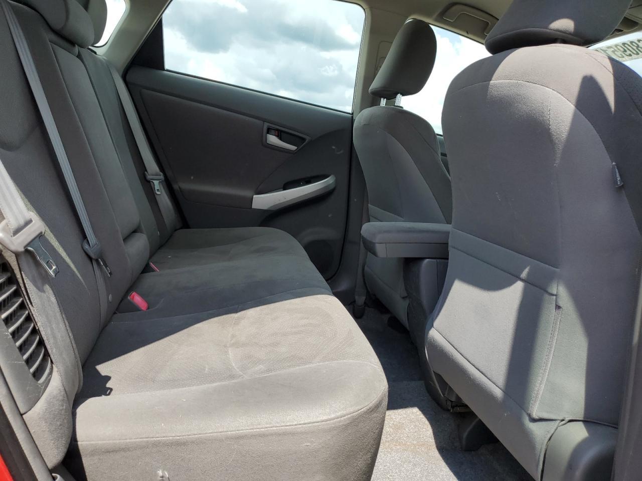 2011 TOYOTA PRIUS