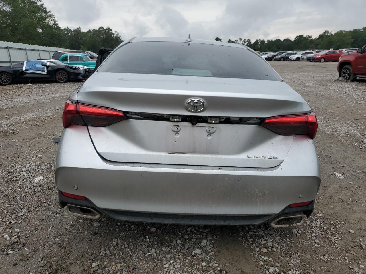 2019 TOYOTA Avalon
