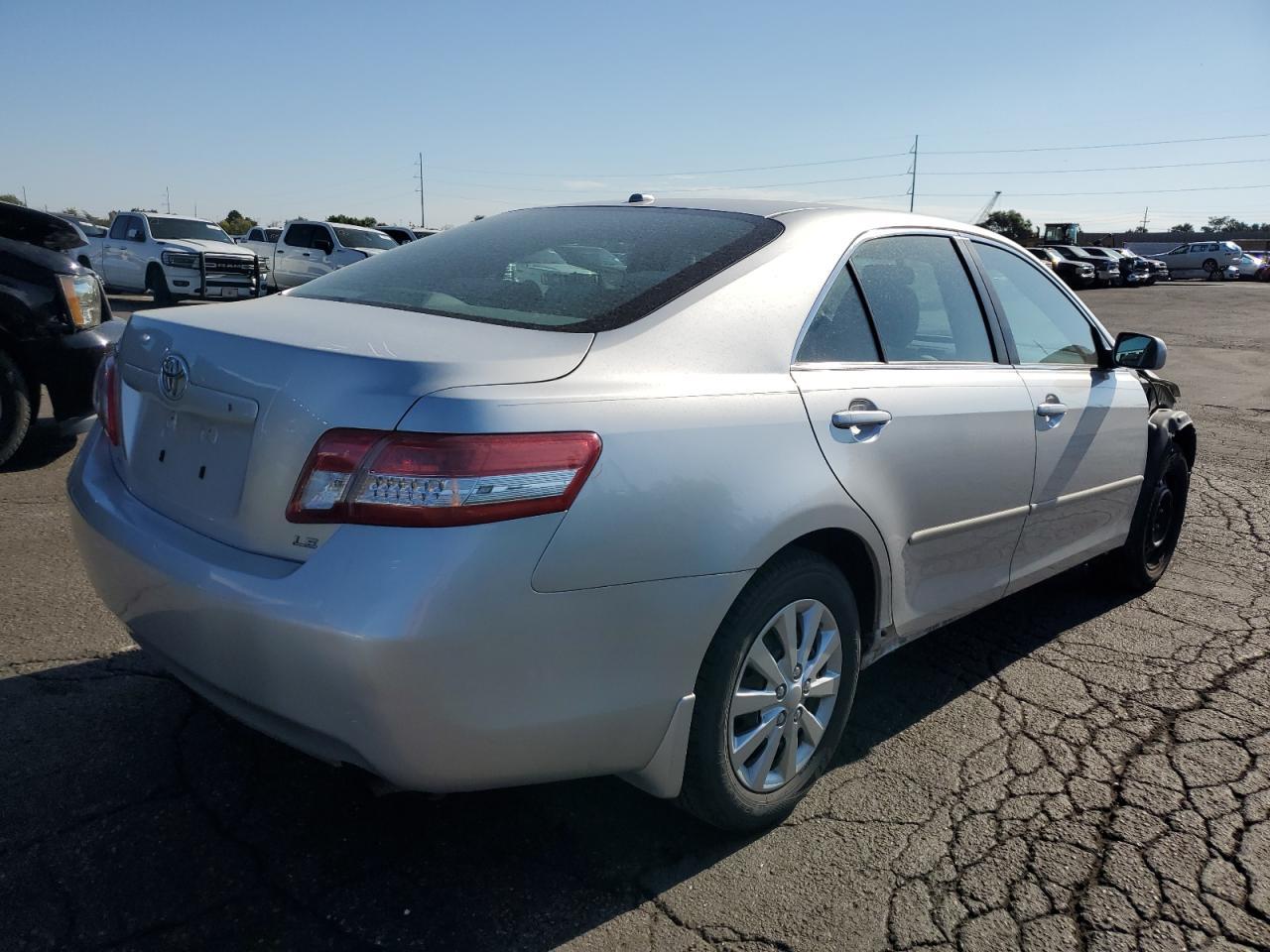 2010 TOYOTA CAMRY