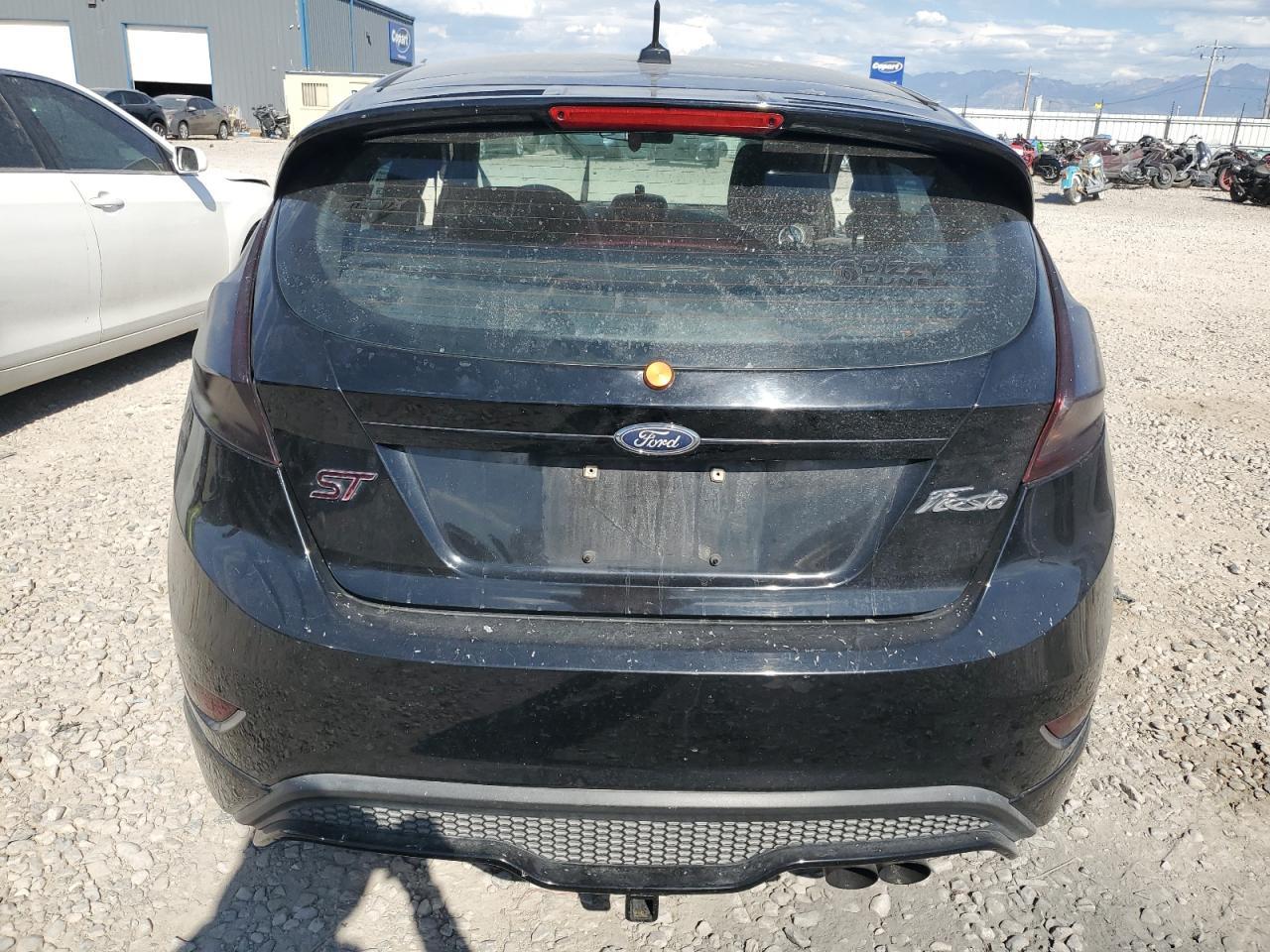 2016 FORD Fiesta