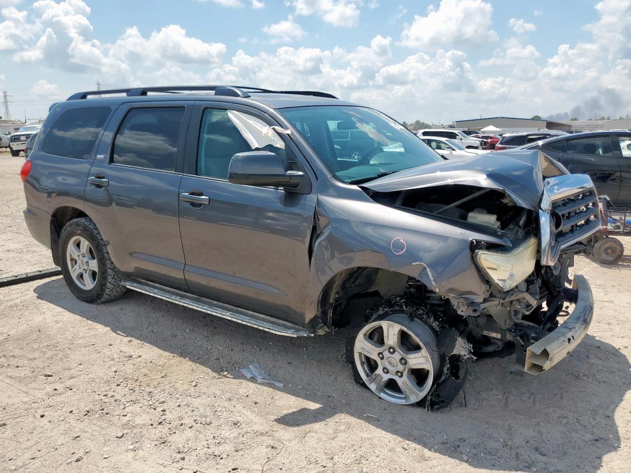 2016 TOYOTA Sequoia