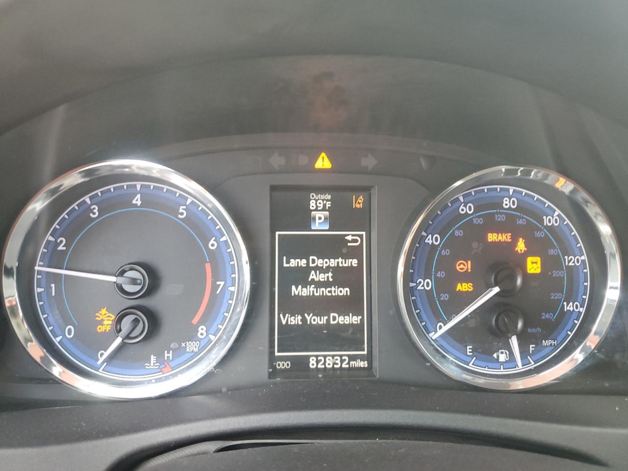 2019 TOYOTA COROLLA
