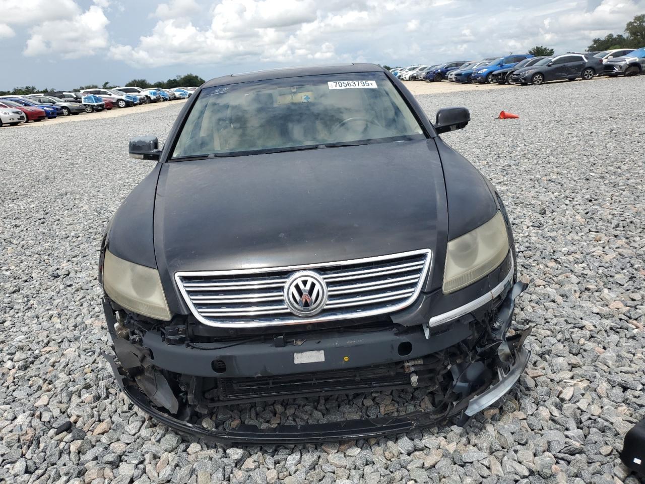 2004 VOLKSWAGEN Phaeton