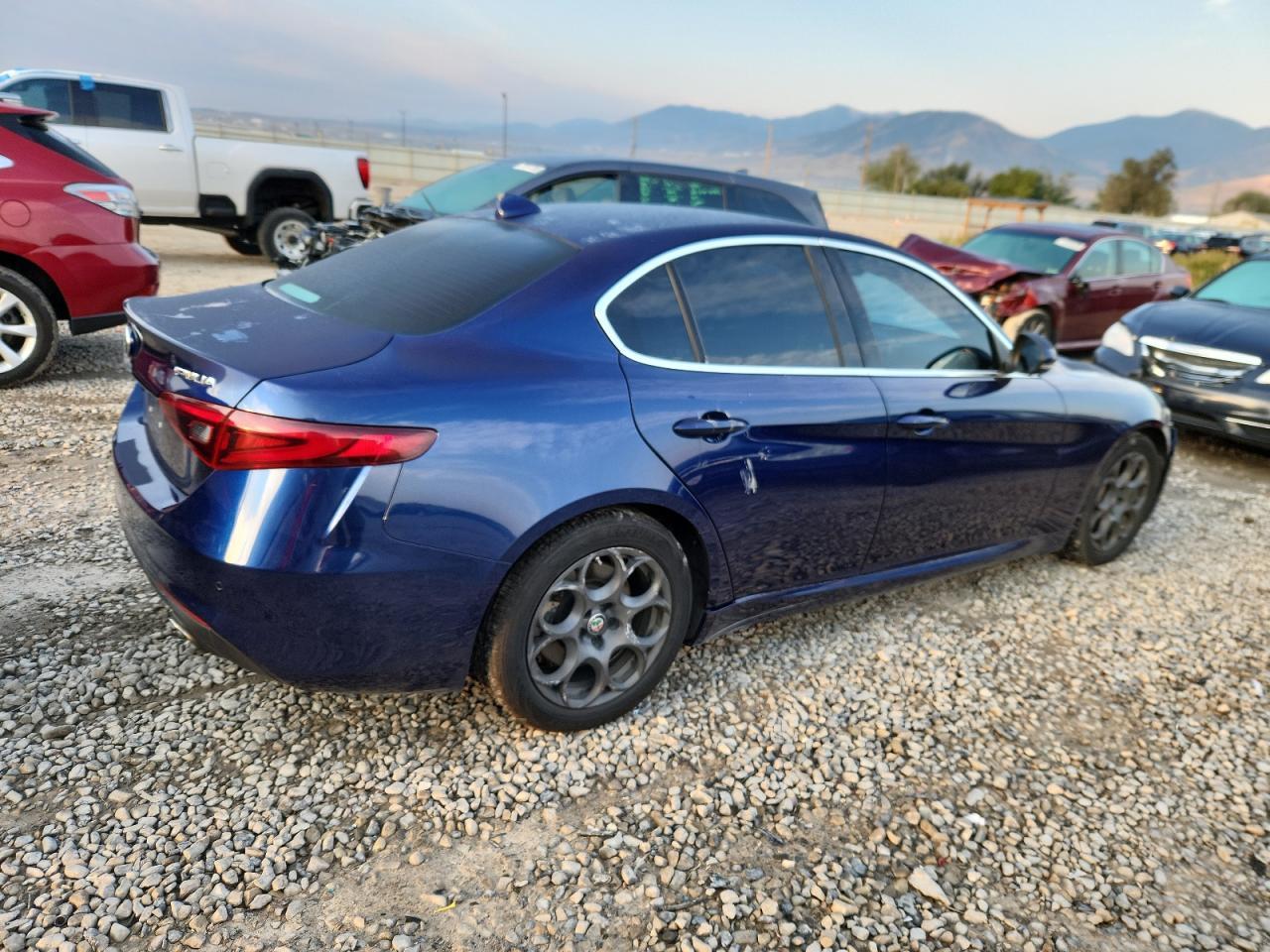 2017 ALFA ROMEO Giulia