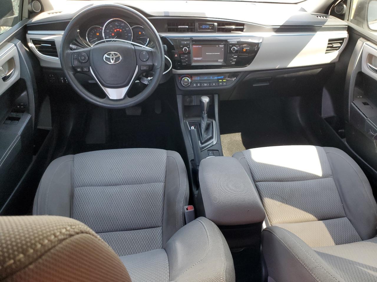 2015 TOYOTA COROLLA