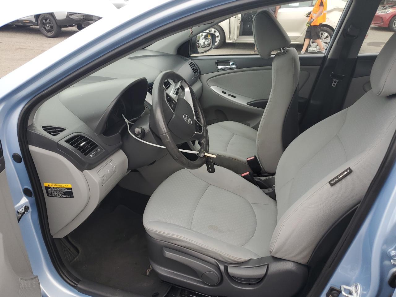 2012 HYUNDAI ACCENT