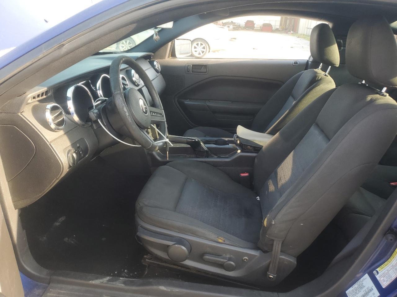 2005 FORD MUSTANG