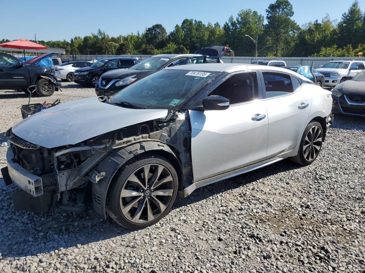 2016 NISSAN Maxima