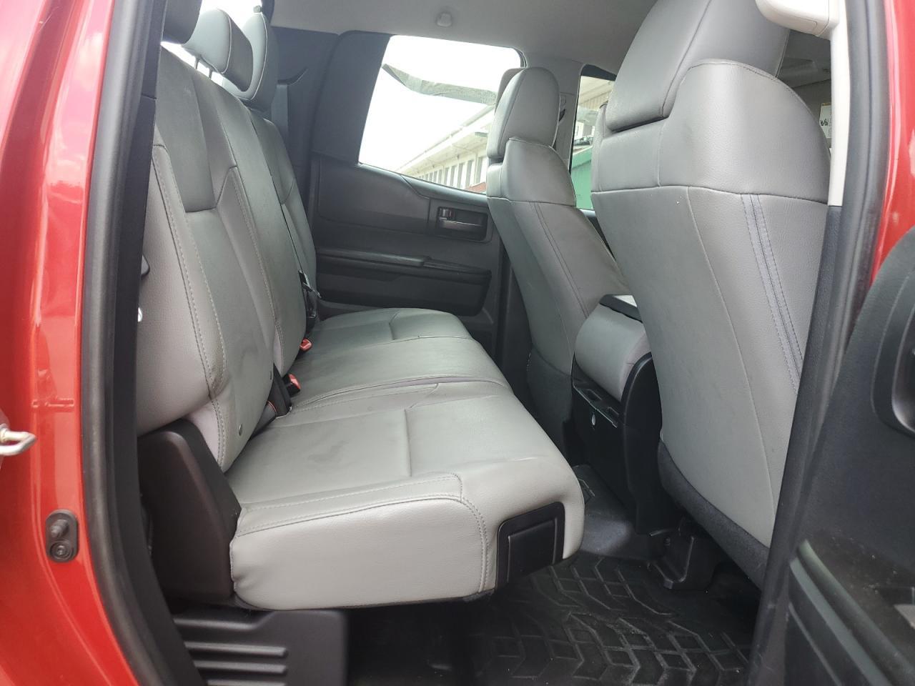 2017 TOYOTA TUNDRA